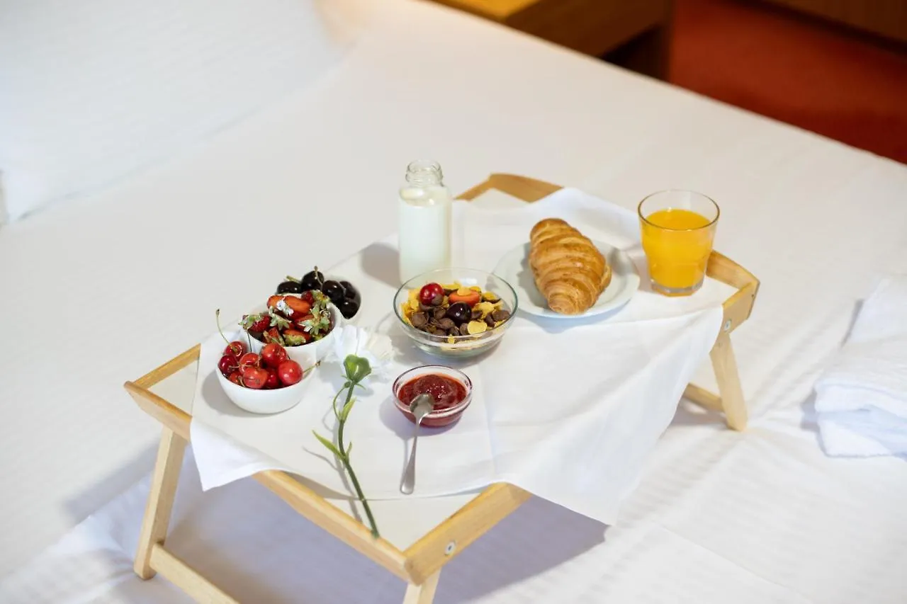 Hotel Jaroal Sarandë