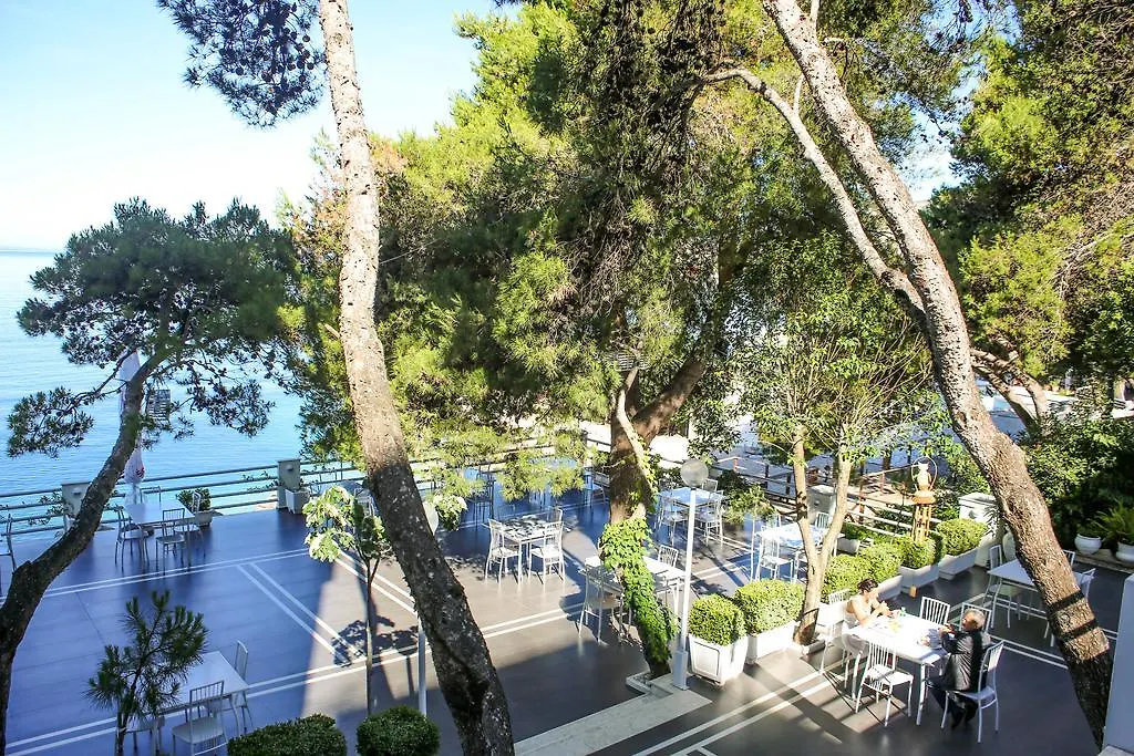 Hotel Jaroal Sarande