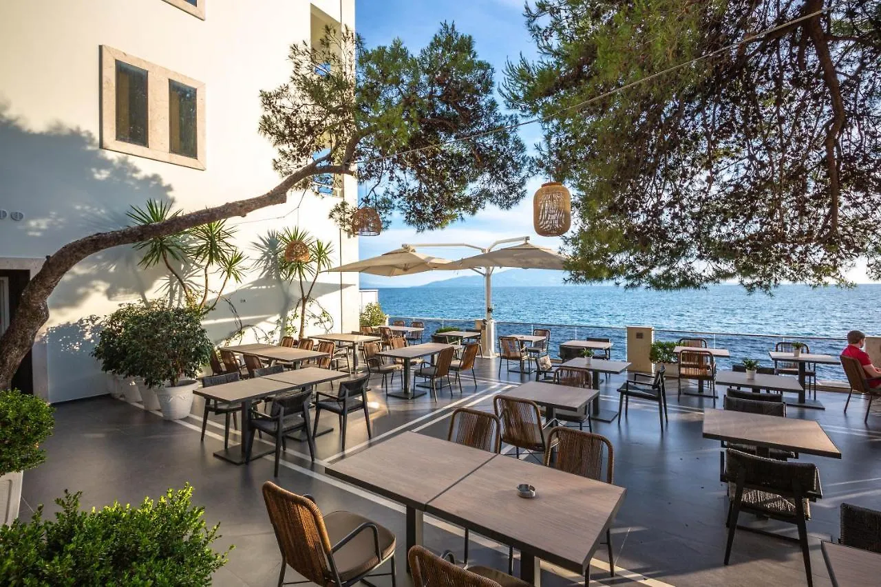 Hotel Jaroal Σαράντα 4*,