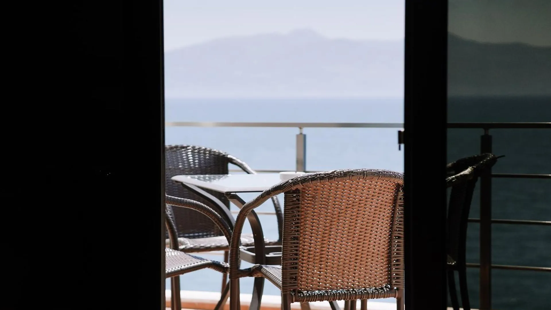 Hotel Jaroal Sarandë Albanië
