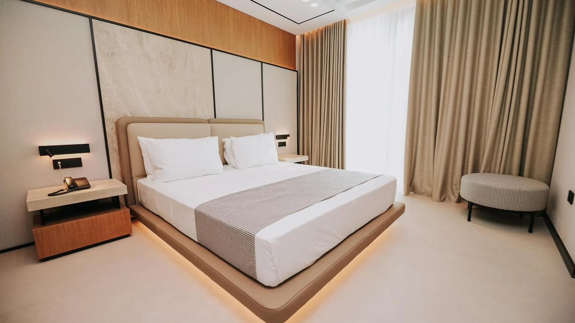 Hotel Jaroal Sarandë