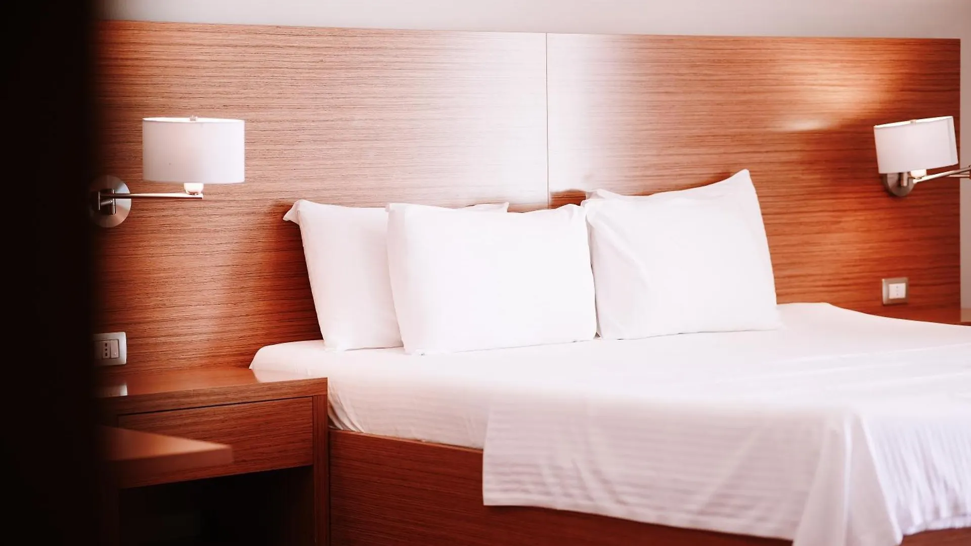 Hotel Jaroal Sarandë